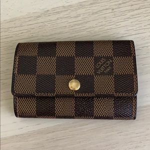 Louis Vuitton Damier Ebene 6 Key Holder